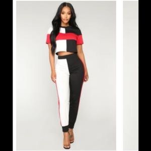 2 Piece Leisure Set. Super Trendy!